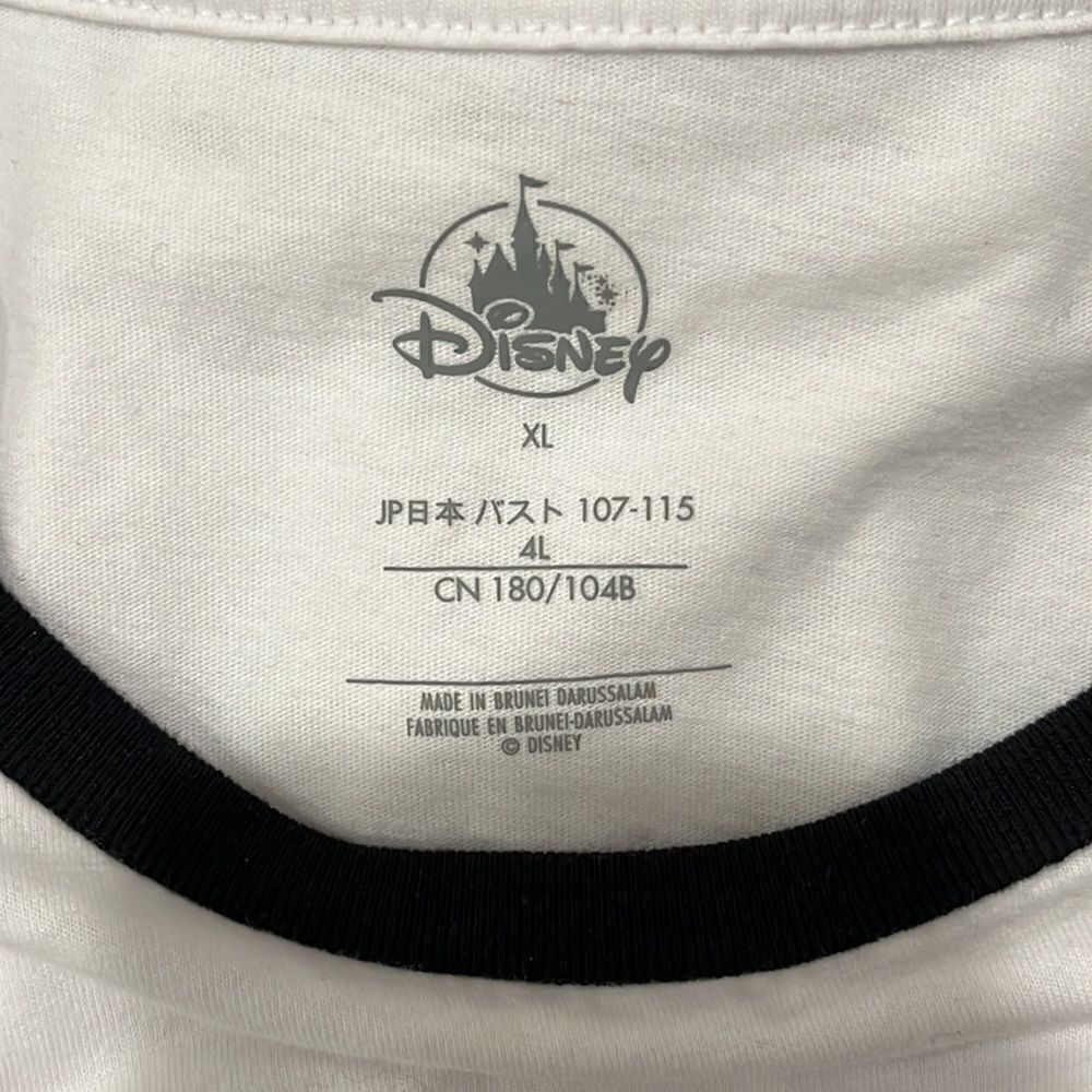 Nwot Disney  sweatshirt - Picture 5 of 5